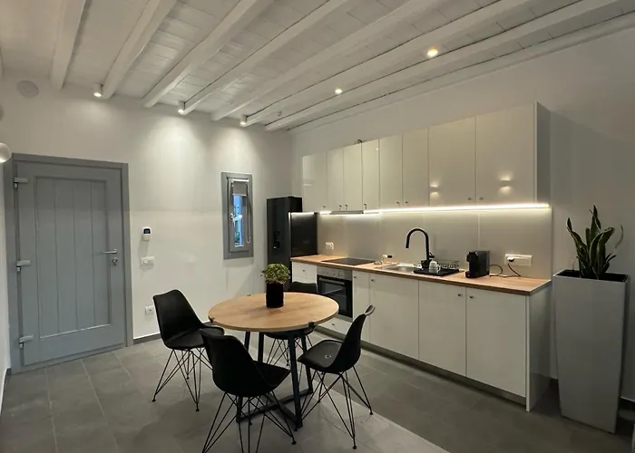 Almond Place Apartment *
